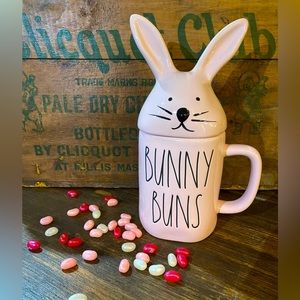 RAE DUNN 🐰 BUNNY BUNS MUG & 🐰 TOP